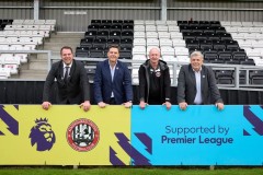 阿尔特塔神换人：替补神兵包揽两球，创造欧冠历史神纪录